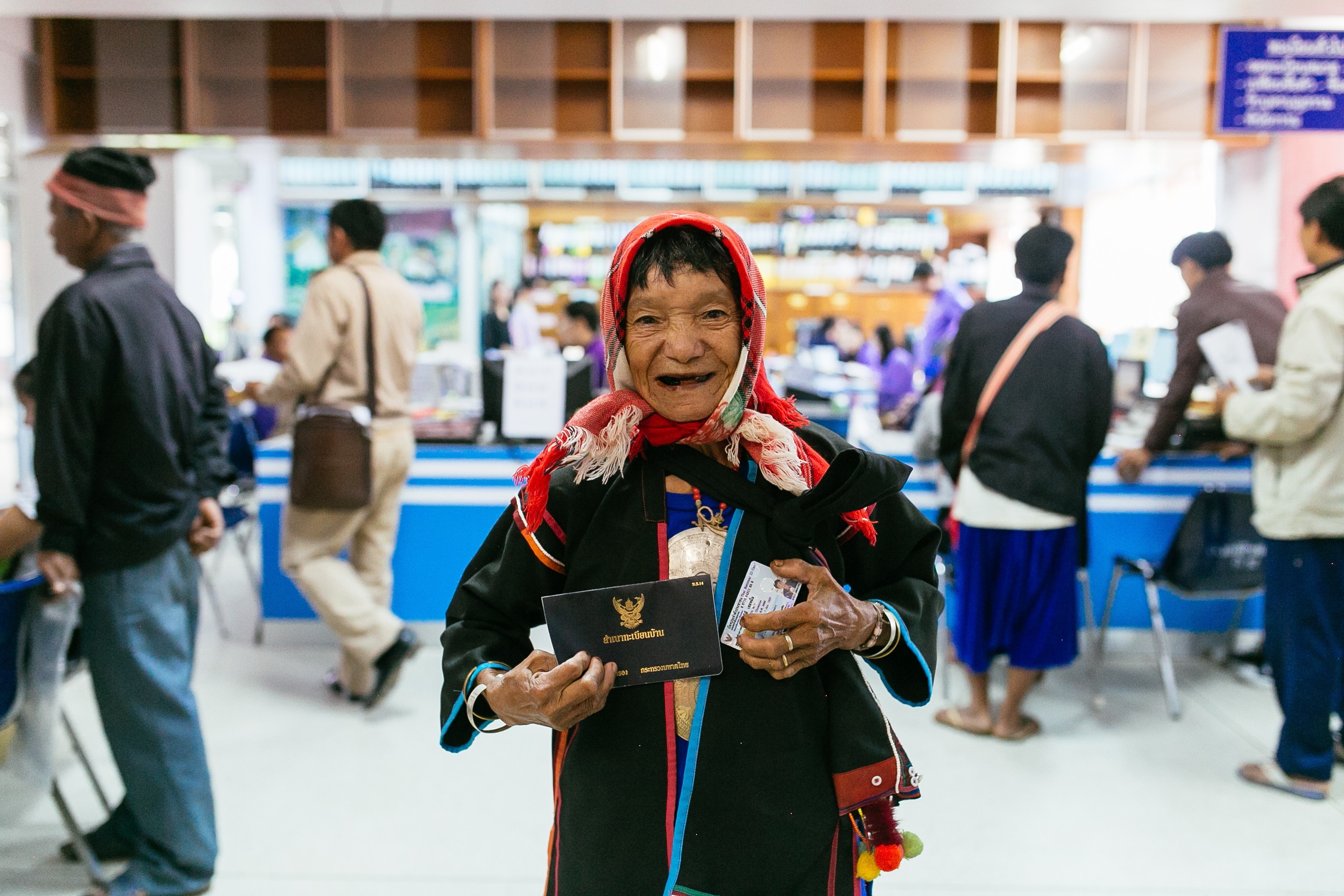 IMG 6908 Meetee Finally Receives ID Card Chiang Mai Sep 2018 Approved for Full Use